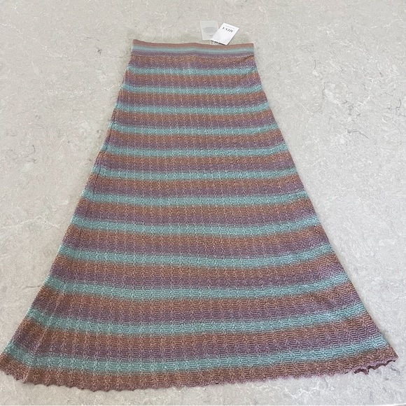 MISA Luca skirt in lavender - size XS - shimmer knit skirt - Picture 10 of 17